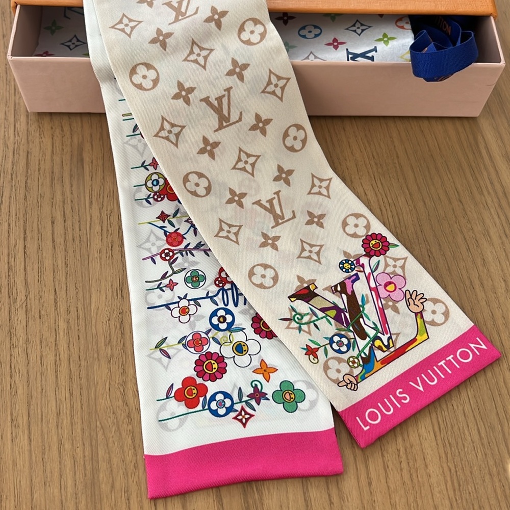 ππ₯ Louis Vuitton Murakami π₯π LV x TM Superflat Monogram 2025 Silk Bandeau - Picture 5 of 10